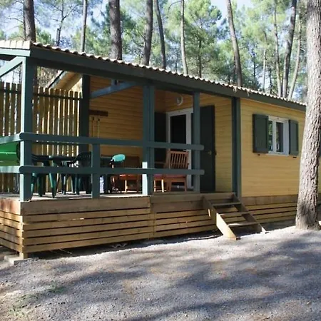 Village De Campsite 4*