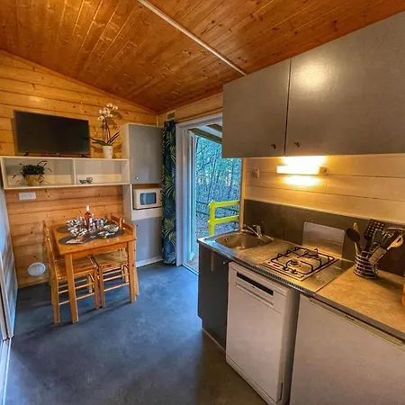 Village De Campsite Joyeuse