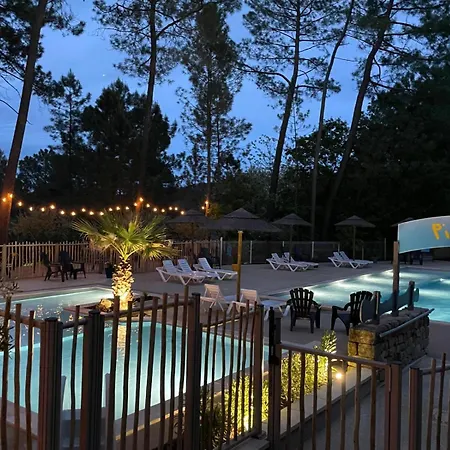 Village De 4*