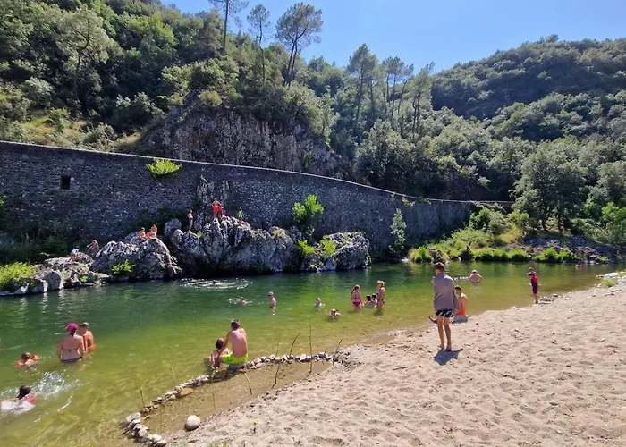 Village De