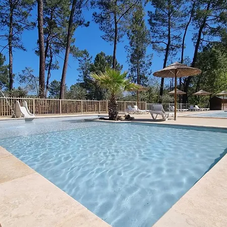 Κάμπινγκ Village De 4*